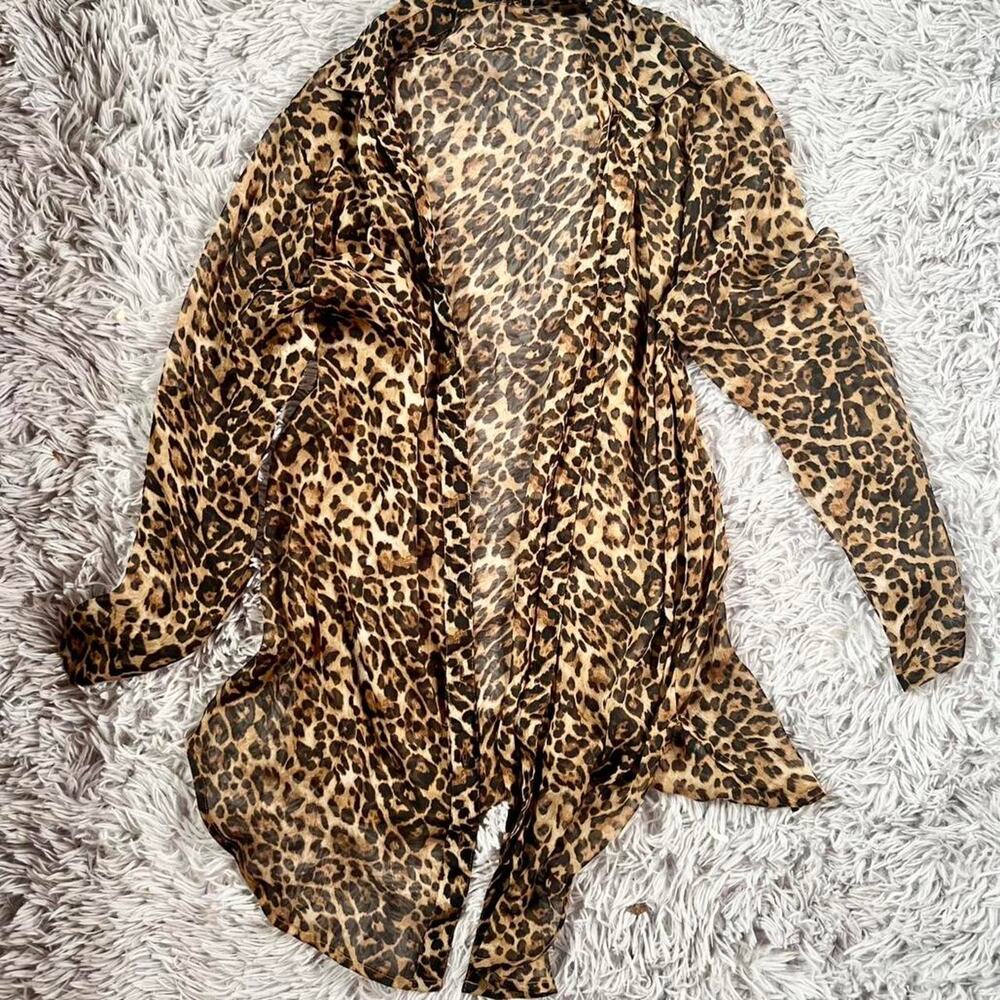 Sheer‎ Bold Edgy Retro Preppy Jersey Shore Y2K Leopard Print Button Down Tunic